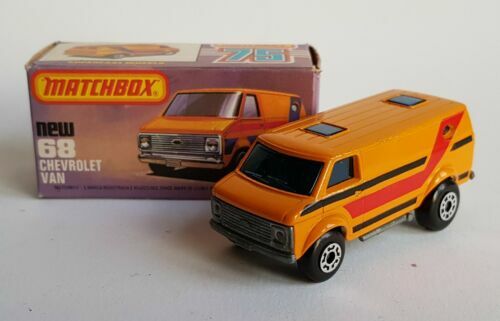 M2 Machines Chevrolet Van G10 1975 1:64 Auto-Thentics R97 - Édition Limitée Boîte
