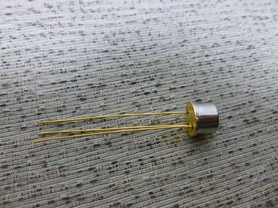 Pinos de energia bipolar/ouro transistor Solitron STD 3508 - Imagem 3 de 4