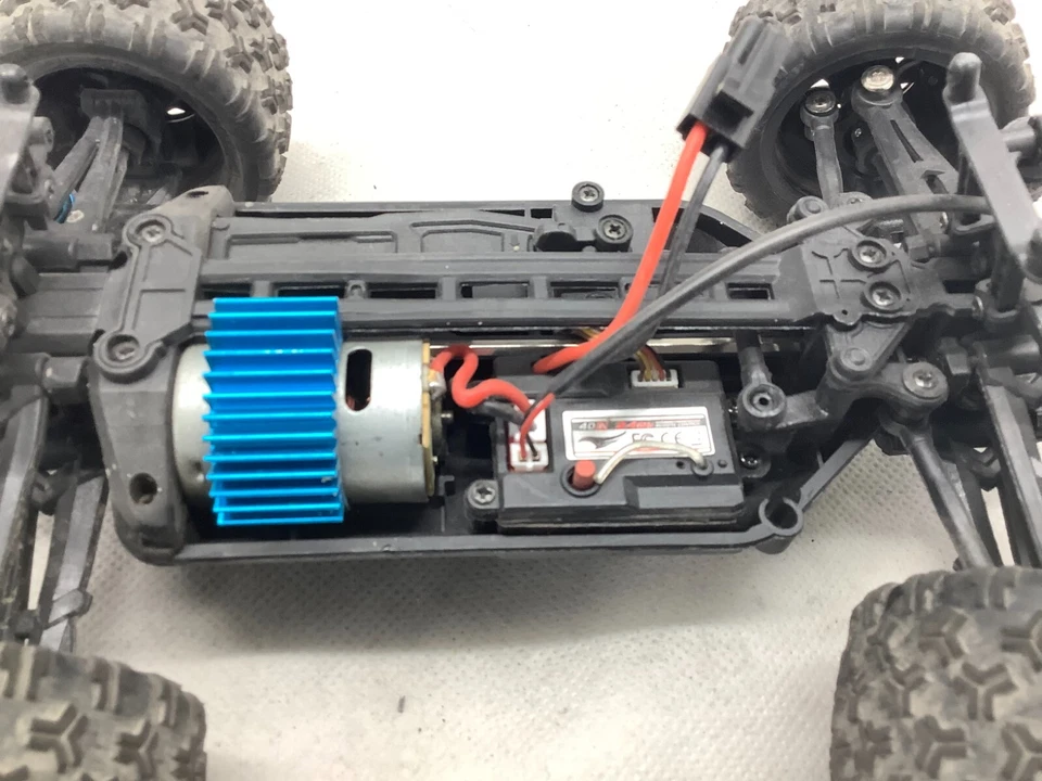 TENSSENX 1:18 Scale All Terrain RC Cars, 40KM/H High Speed 4WD Remote Control... - Image 3 of 4