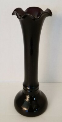 Vintage Black Amethyst BUD VASE 8'' Ruffled Top Rings L.E Smith ? Mid Century