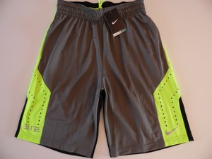 nike jumper and shorts