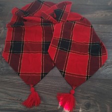 Red Green Plaid with Gold Threads Table Runner with Tassels approx 72"L x 13.5"W