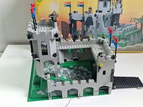 Lego Vintage Set Legoland Castle 6081 King's Mountain Fortress, with box