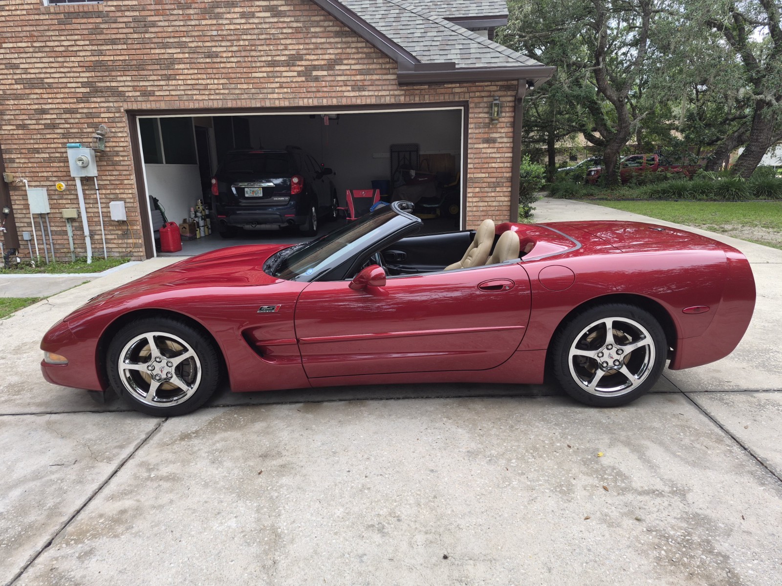 1998 Burgundy Chevrolet Corvette   | C5 Corvette Photo 5