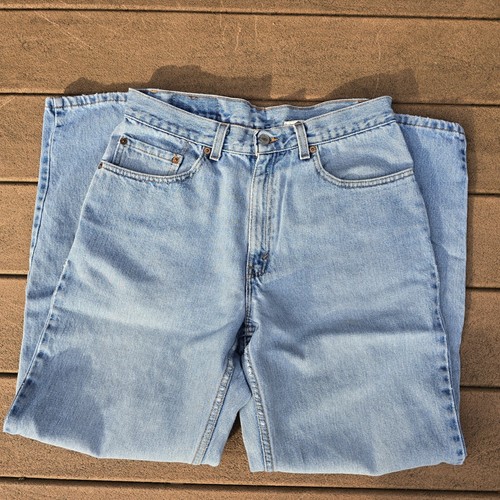 VTG Y2K Levis 550 Jeans Mens 32x30 Light Blue Denim Relaxed Fit (Tagge 34x30) - Picture 3 of 15