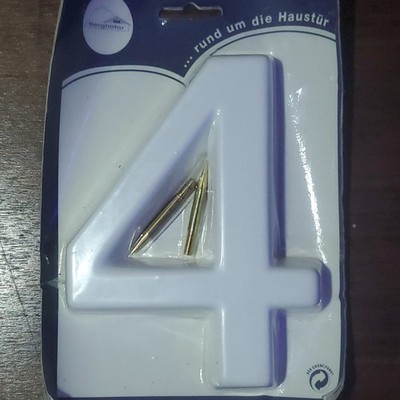 Berghofer Hausnummer 4 Weiß inkl. Befestigungsmaterial, Packungsmenge 1