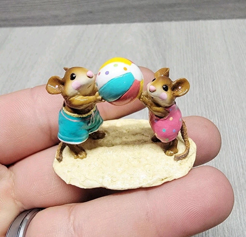 Picture 1 of 6