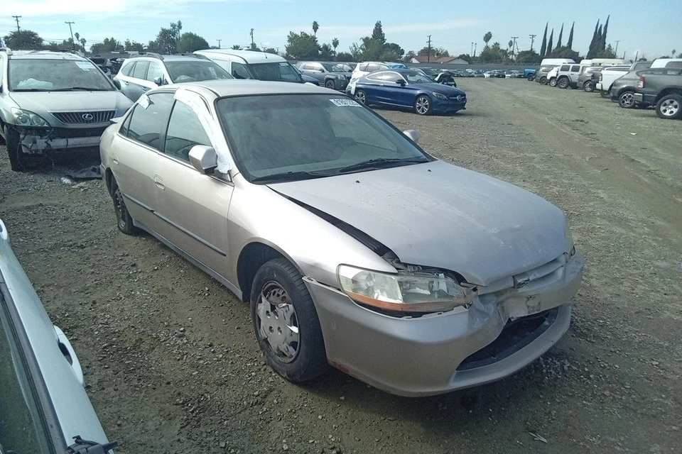 Honda Accord 2000 transmisión automática OEM 119 k millas - LKQ439118855 Foto 2 de 4