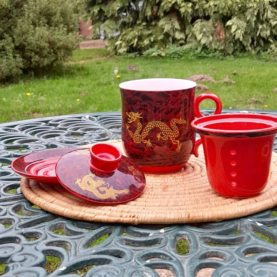 Chinese Dragon Tea Cup Infuser Set With Saucers 2x Yellow Red - Image 2 of 4