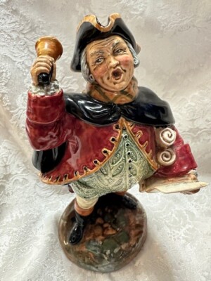 Royal Doulton ''Town Crier'' Vintage Figurine Handpainted HN2119 Bridgerton Era