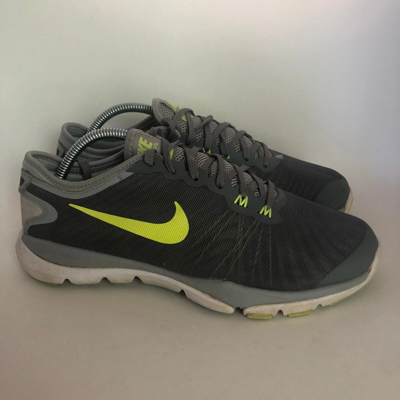 Baskets Nike Trainers 7.5 pour femme Flex Supreme TR4
