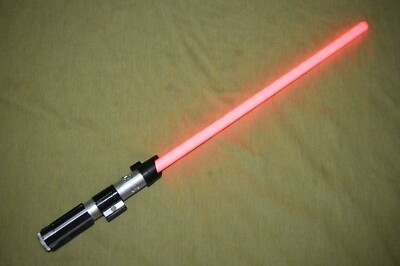 Hasbro 2010 C-2945A Star Wars Lightsaber Ultimate FX Red and Blue