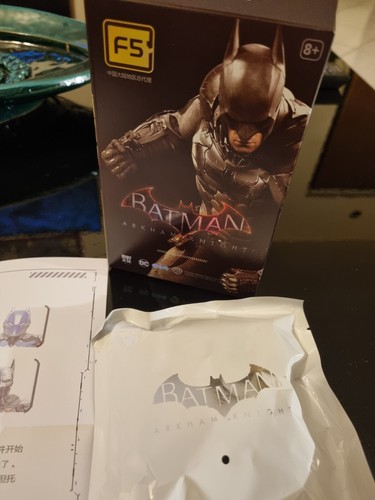 BATMAN ARKHAM KNIGHT F5 - RED HOOD 01 ACTION FIGURE MODEL KIT 10 CM DC COMICS - Foto 5 di 8