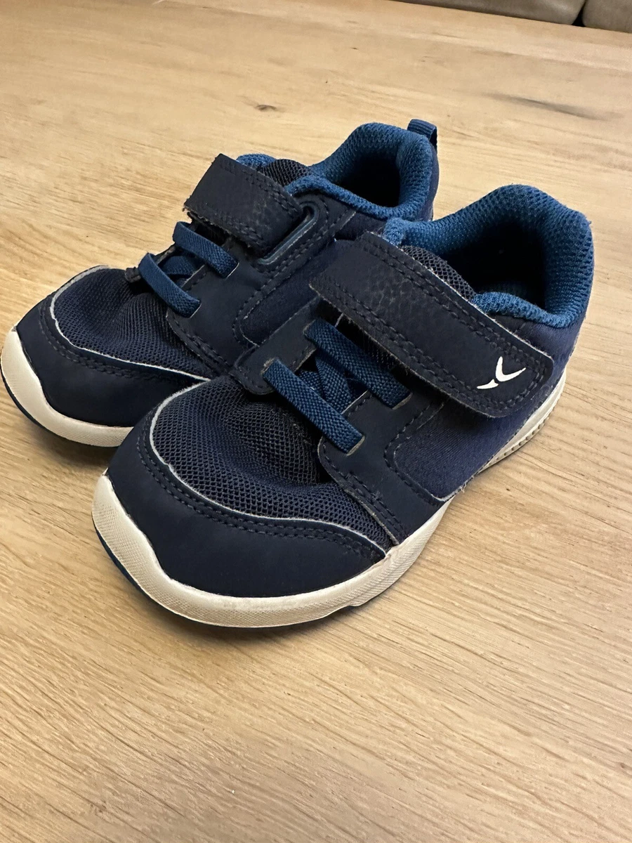Kids trainers best sale 7.5