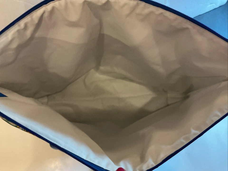 Bolso de Mano Suavemente Usado 1X~ Vera Bradley Marina Paisley XLarge Aislado Foto 2 de 4