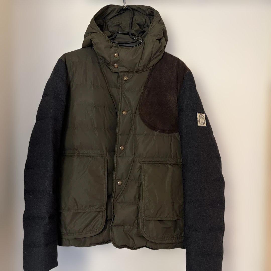 Moncler Gum Blue Down