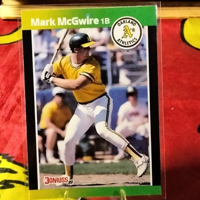 1989 Donruss - Mark McGwire #95  Multiple Error No Dot Denotes Two Spot In Front