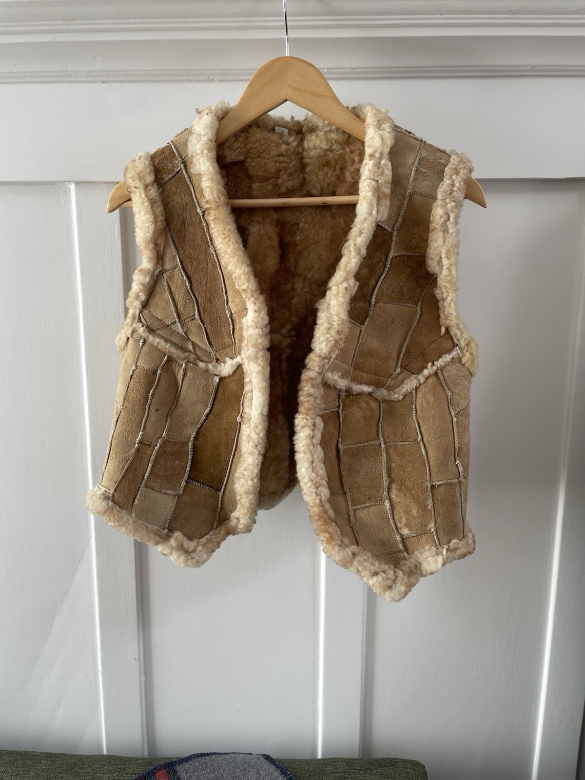 Vintage Super Cute Shearling Patchwork Hippie Ves… - image 1
