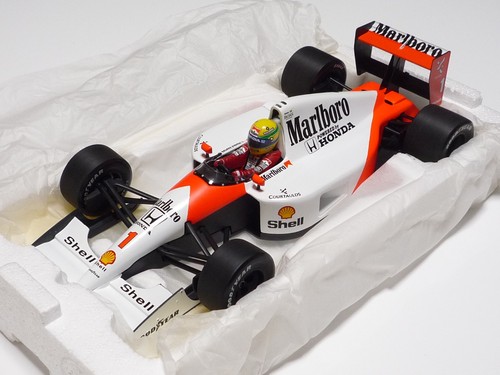 MINICHAMPS 1:18 McLAREN HONDA MP4/6 A. SENNA WORLD CHAMPION 1991 "Marlboro"