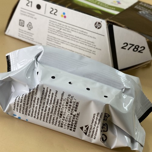 Genuine HP 22 C9352A/ Ink Cartridges Exp. 2022 /OEM / Open Box / Tricolor - Picture 4 of 4