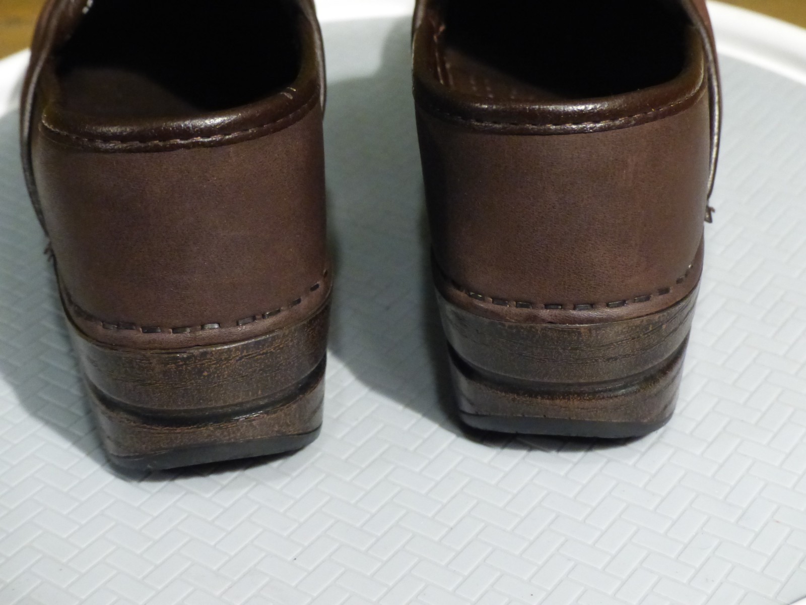 Dansko Patchwork Brown Leather Clogs  Professiona… - image 11