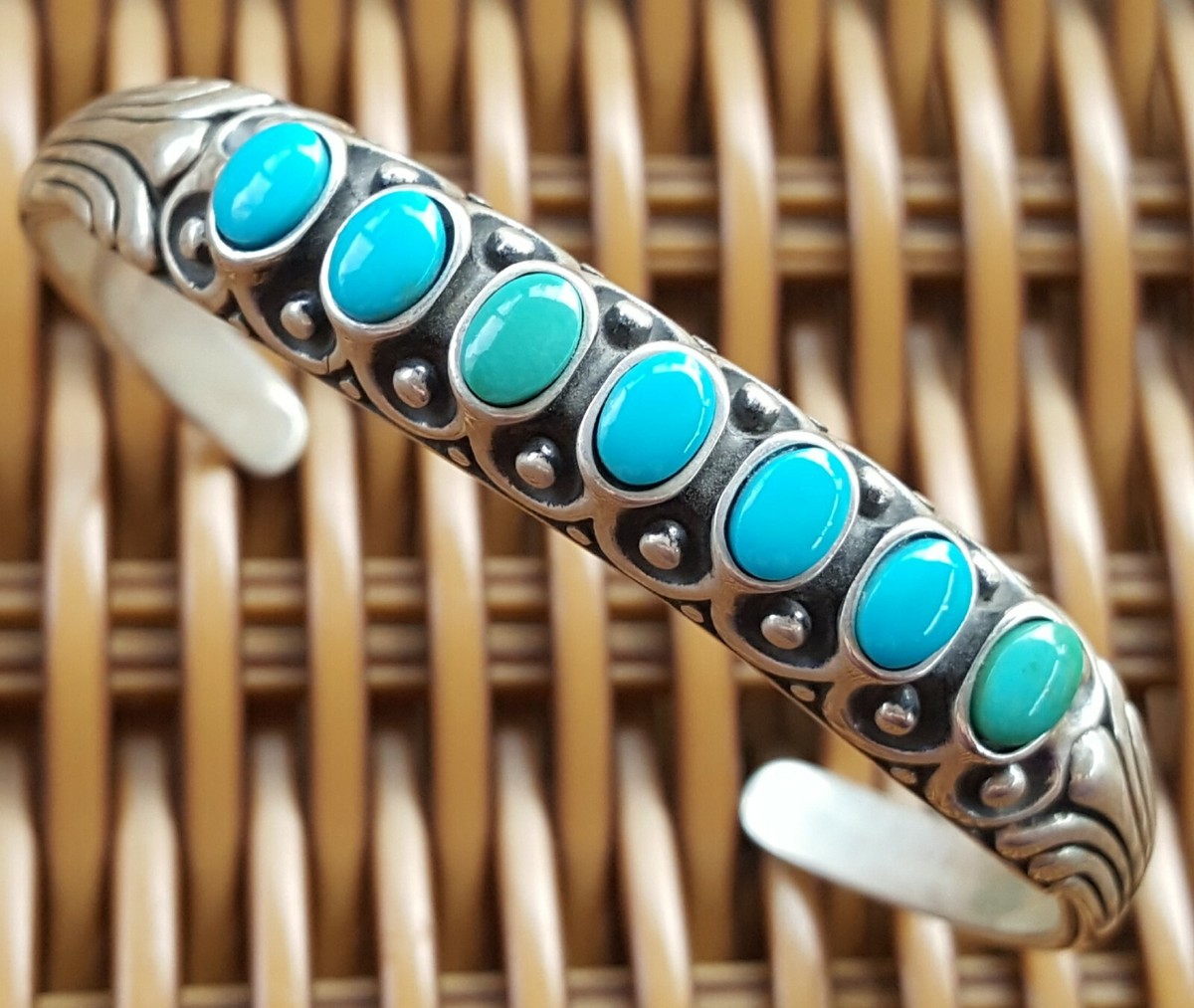 ブレスレット Toy Cuff Bracelet - Ivi - Green Onyx - Or VINTAGE WJ STERLING SILVER TURQUOISE CUFF BRACELET BLUE