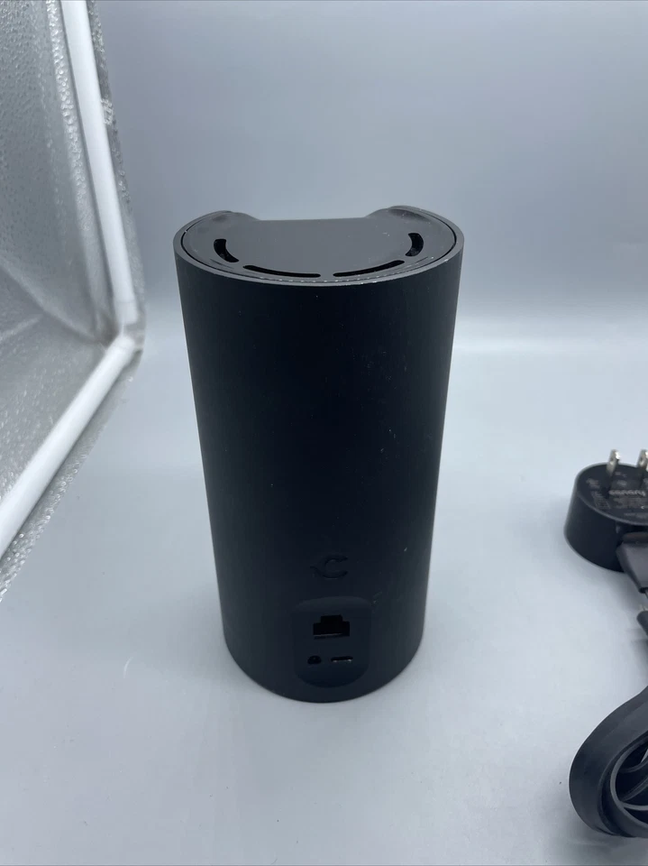 Canary, All-in-One Home Security Device, Network Security Camera Black, L24 - Image 4 of 4