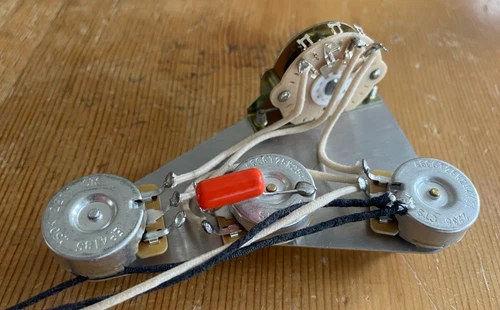 Gibson 50's Wiring With Blender for Fender Stratocaster 250k CTS Pot .022 Orange