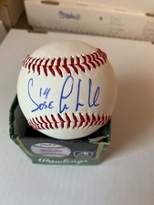 JOSE CASTILLO SIGNED  BASEBALL RAWLINGS SIGNATURE BASEBALL DECEASED PIRATES