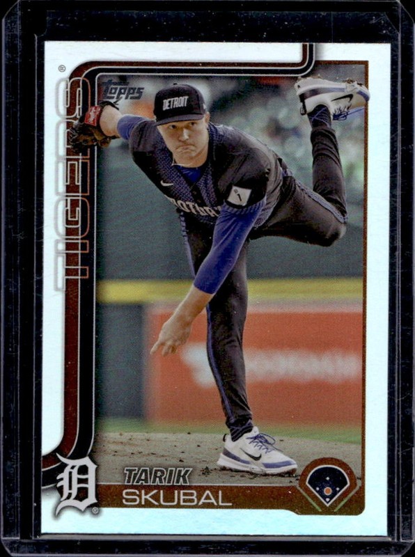 2025 Topps Tarik Skubal Rainbow Foilboard #71 Tigers
