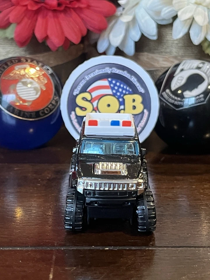 Hot Wheels Hummer H2 Truck 4x4 El Segundo Police 1:64 Used NM Condition - Image 3 of 4