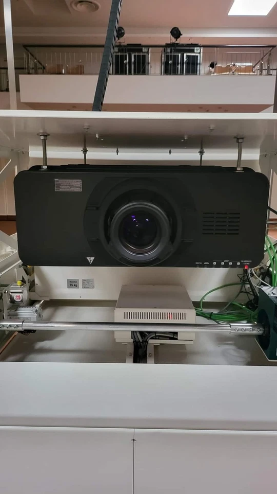 PANASONIC PT-DZ21K2, 3-Chip-DLP-UHP/UHM-Projektor, 20000 ANSI - Bild 2 von 4