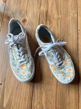Vans Citrus Floral Print Canvas Lace-Up Skate Sneakers Women s 5.5