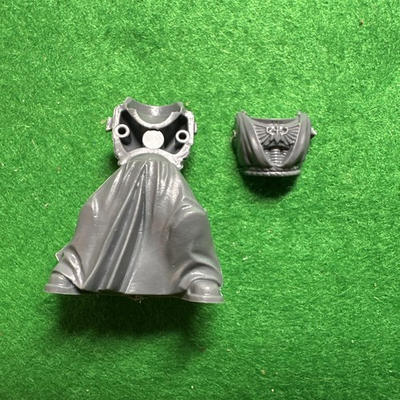 #ad #ad Warhammer 40K Dark Angels Veterans Robed Marine Body Bit Parts Games Workshop 🟢 GBP 10.89