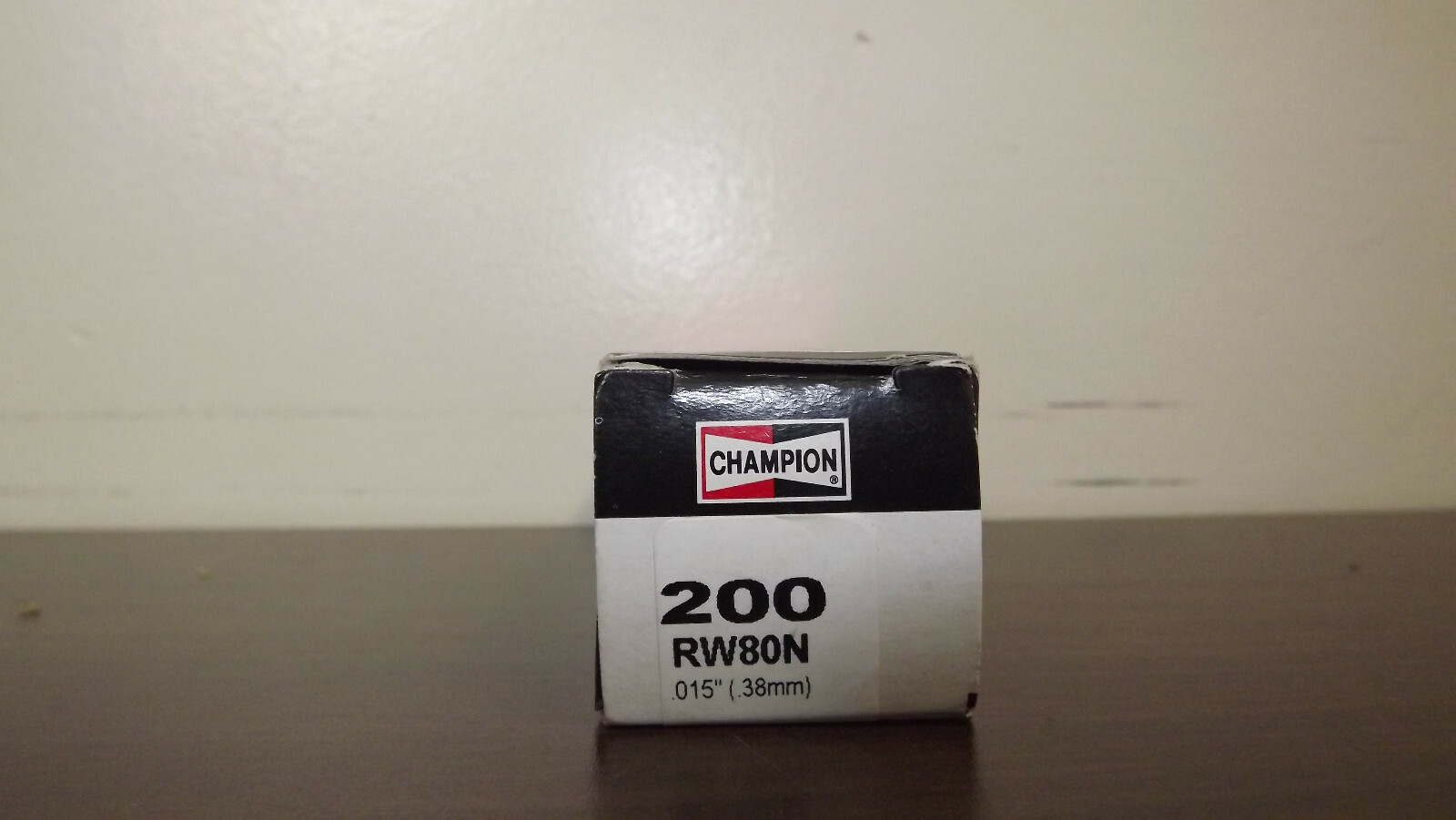 1  Champion 200 RW80N SPARK PLUG  NOS  NEW  Copper Plus