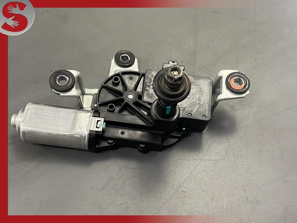 2019-2020 Buick Envision Rear Wiper Arm Motor OEM. - Image 2 of 4