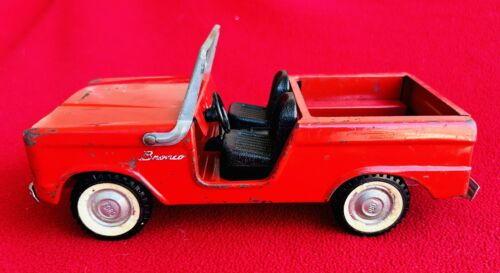 1959 Original NYLINT First Generation Red Ford Bronco N-8200 Tailgate Complete! - Picture 1 of 14