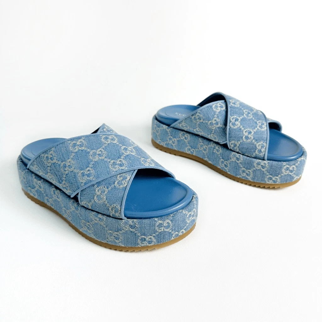 Sandale GUCCI Angelina bleu denim plateforme slide monogramme taille 37 GG Supreme Mule