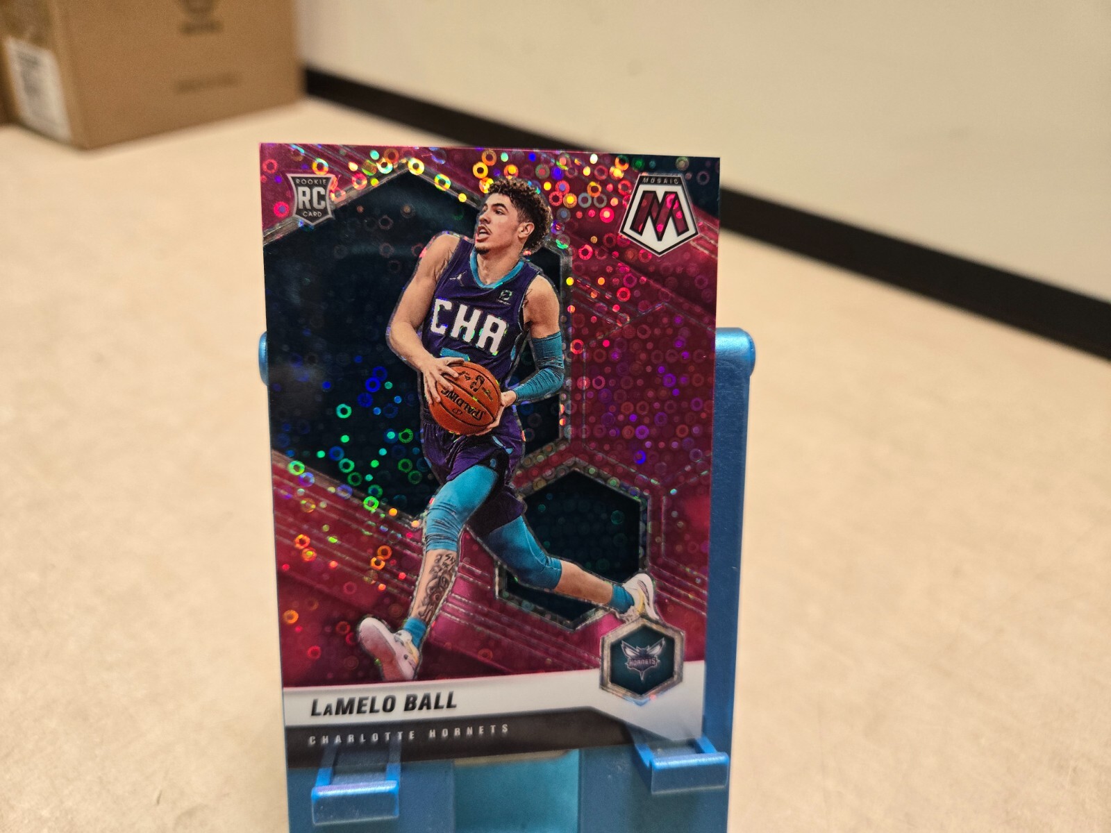 LaMELO BALL 2020-21 Panini Mosaic Fast Break RC 202 PINK DISCO /20. Hornets SSP