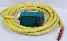 Allen-Bradley 802M-AY12 Rotary Gear Limit Switch No Nameplate