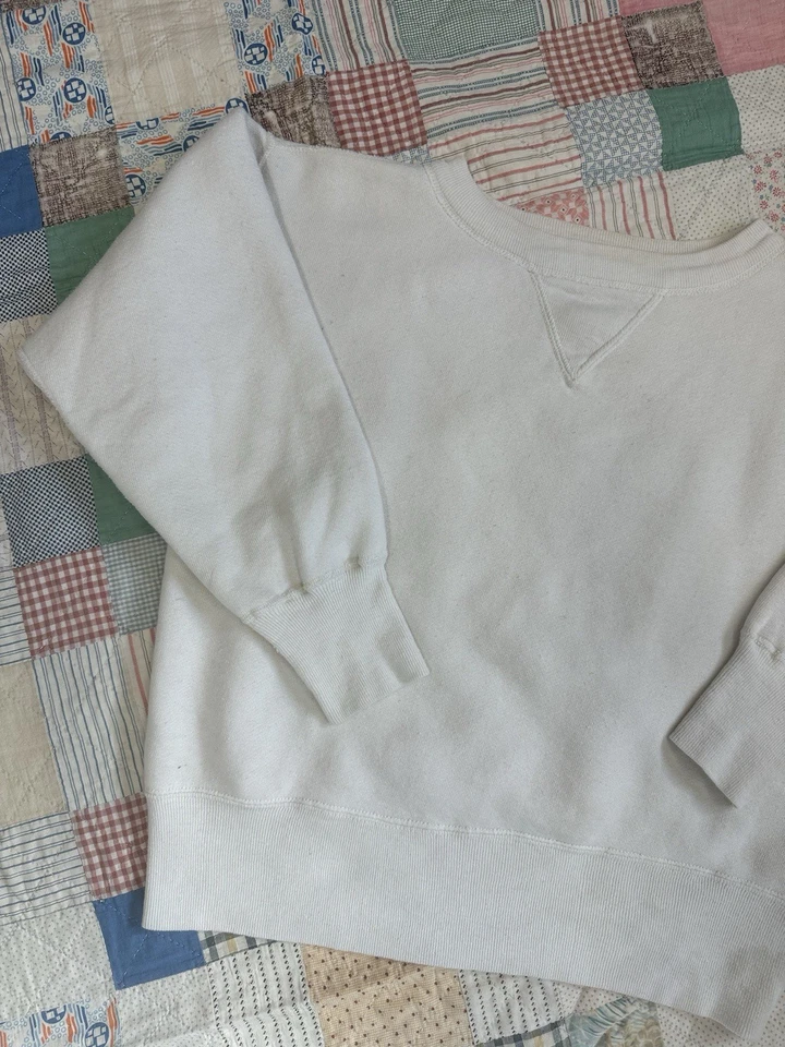 Vintage 1950s Single V Crewneck Sweatshirt White Cotton Blank - Image 2 of 4