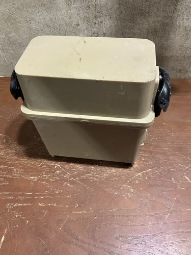 HARRIS SINCGARS SINGLE BATTERY POWER UNIT CASE 01365-02009K0008-01