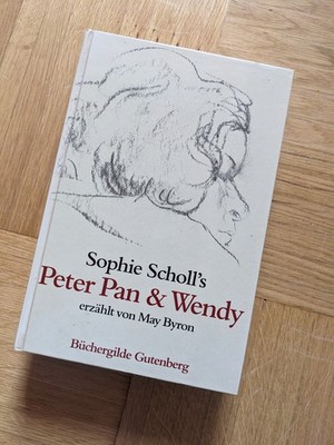 Sophie Scholl's (Scholls) Peter Pan & Wendy May Byron J. M. Barrie 1989