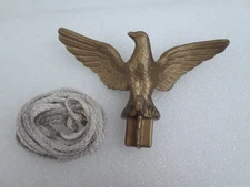 Vintage Small Plastic American Eagle Finial Flagpole Topper 60 in String