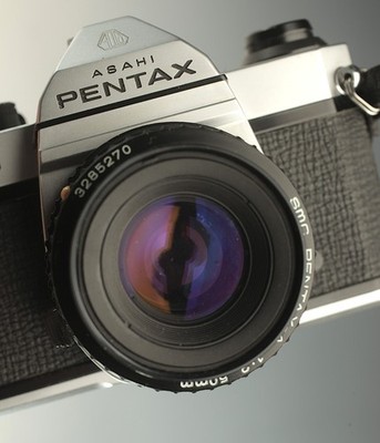 ASAHI PENTAX K1000 35MM FILM CAMERA PENTAX F2 50MM LENS STUDENT CAMERA