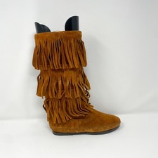 Minnetonka Womens 5 3-Layer Fringe Boots Tan Brown Suede Moccasin Festival Boho