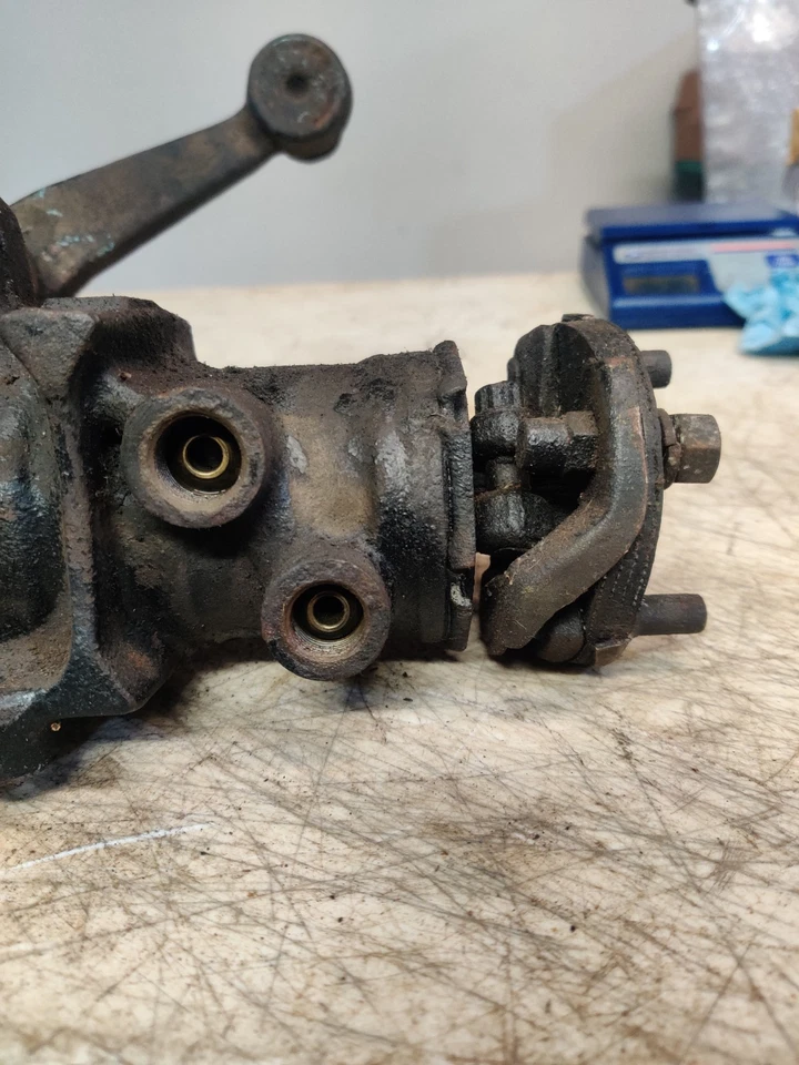 AMC AMX Javelin 1968-1970 original Saginaw dirección asistida caja de cambios? Foto 4 de 4