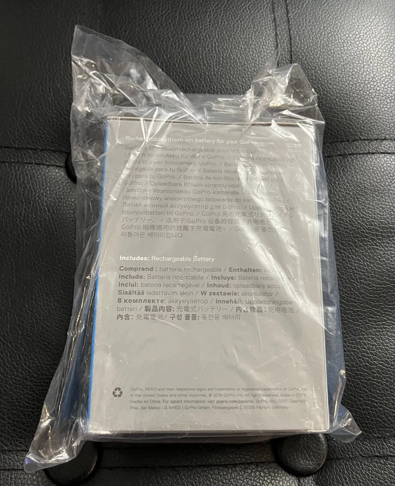 GOPRO SET BRAND NEW: THE HANDLER, RECHARGEABLE BATTERY AND ANTI-FOG INSERTS - Image 4 of 4