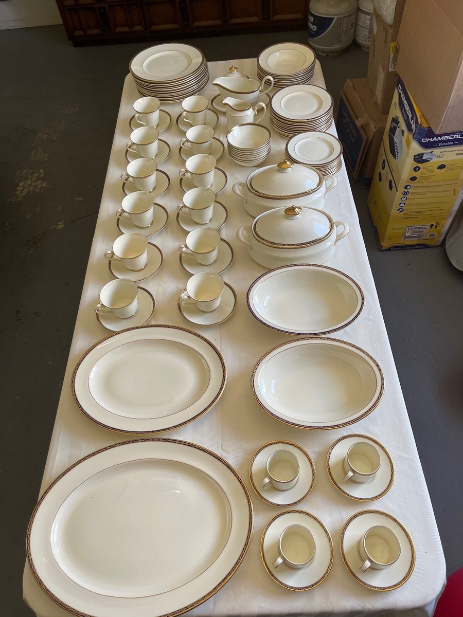 Minton St. James Bone China England 96 piece 22K Gold and Baltic