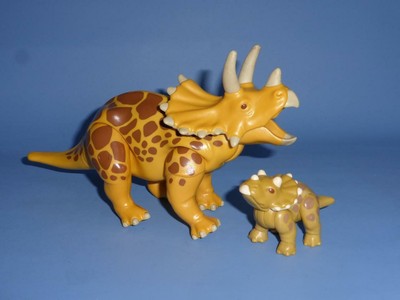 triceratops playmobil